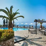 فندق Antonia