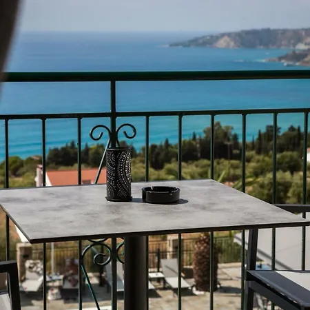 Antonia Hotel 2*