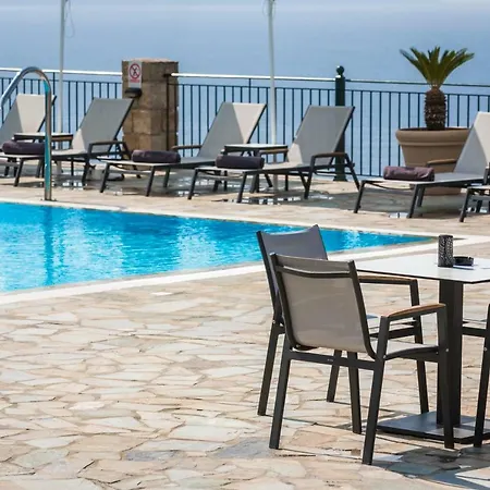 Hotel Antonia 2*
